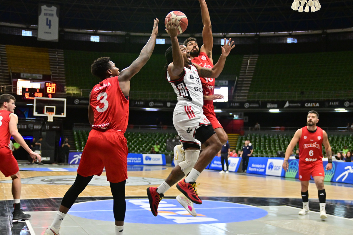 Torneio Abertura NBB: Flamengo vence Unión Santa Fé e avança à final