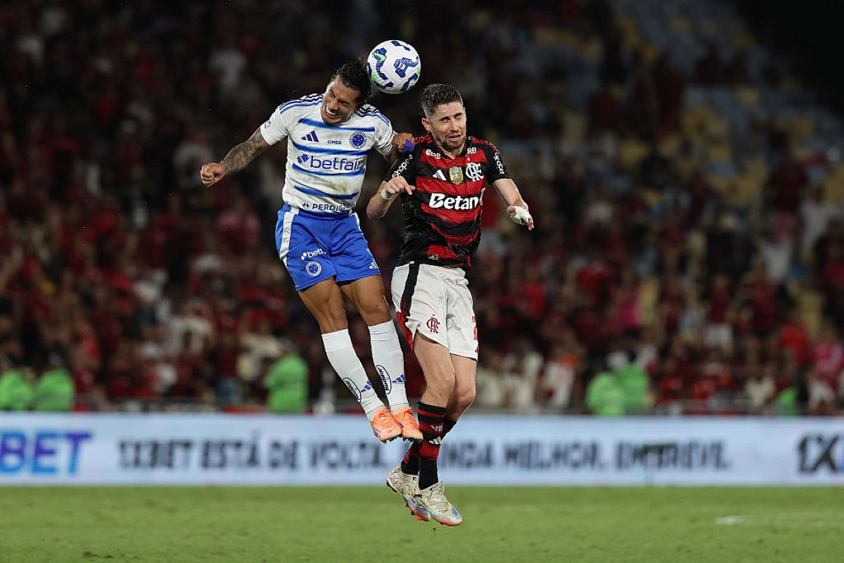 Brasileirão: em jogo disputado, Flamengo e Cruzeiro empatam sem gols