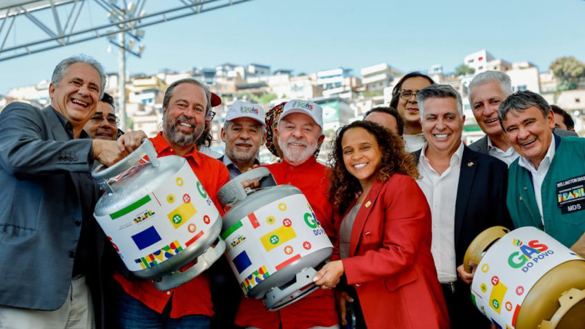 Governo publica decreto que regulamenta gratuidade do Gás do Povo