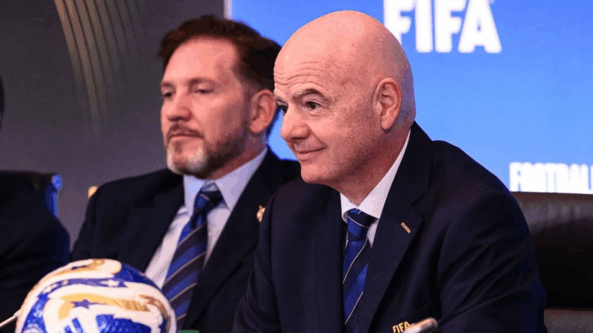 Fifa não pode resolver problemas geopolíticos, diz Infantino