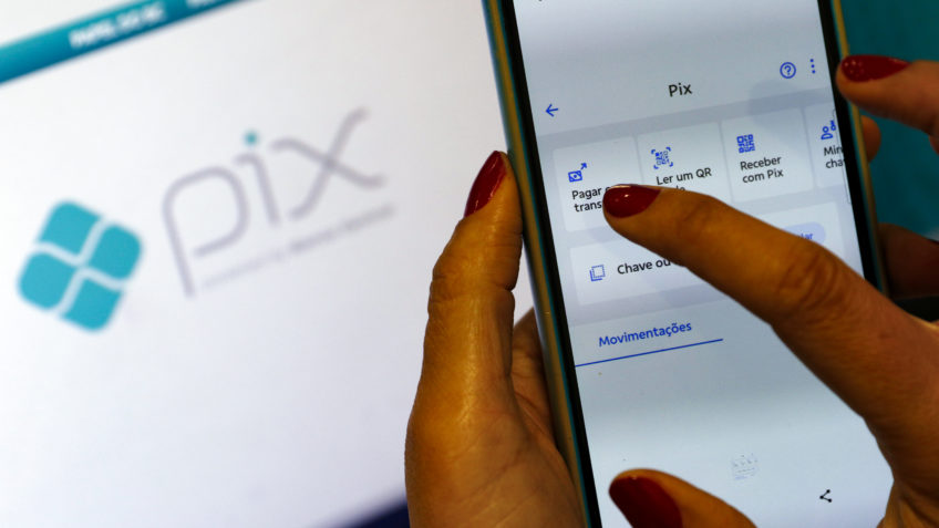 BC publicará norma sobre Pix parcelado no fim de outubro