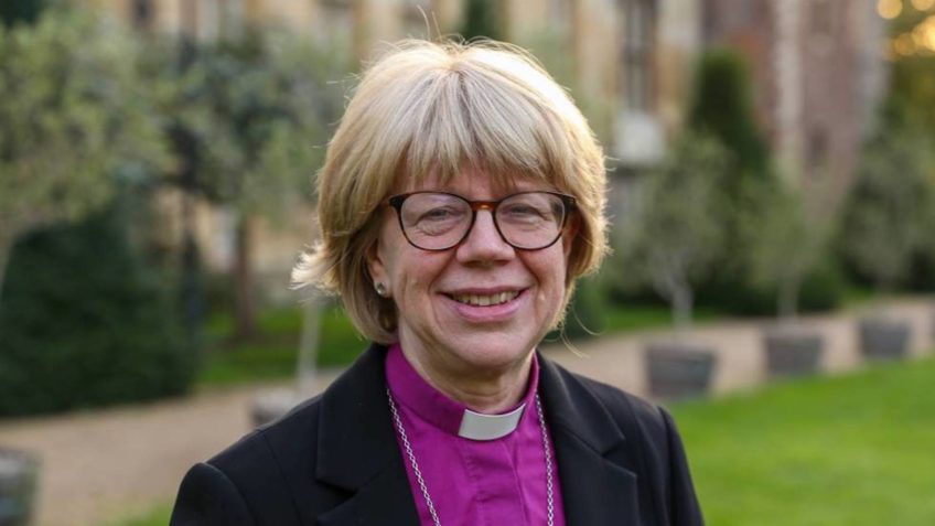 Igreja Anglicana tem mulher no comando pela 1ª vez na história