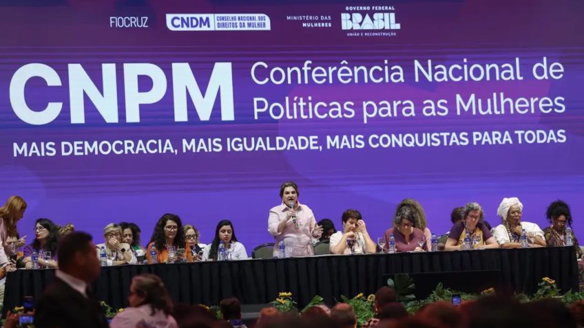 Conferência das Mulheres faz alerta sobre câncer de mama