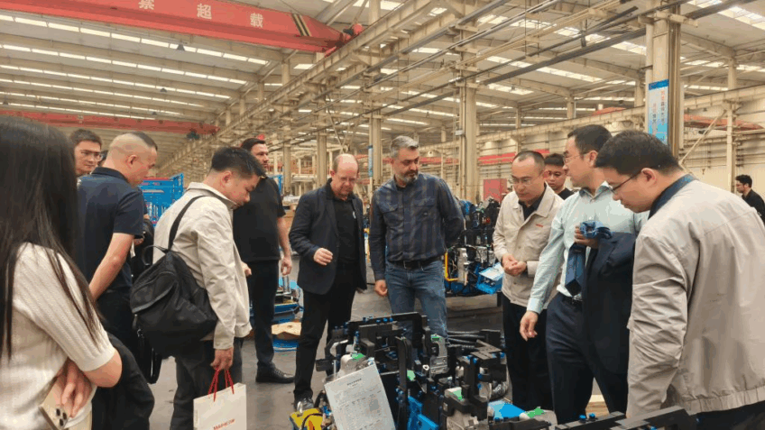 Robôs chineses vão modernizar fábrica da Renault no Brasil