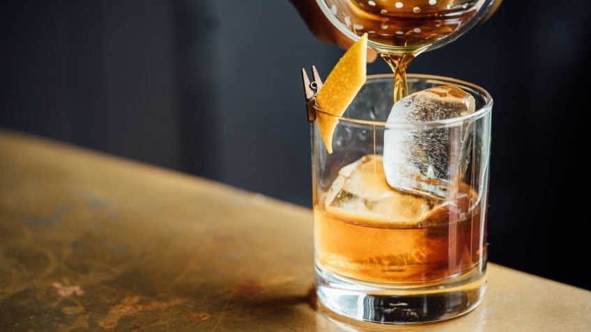 Câmara paulistana discute testes rápidos de metanol em bebidas