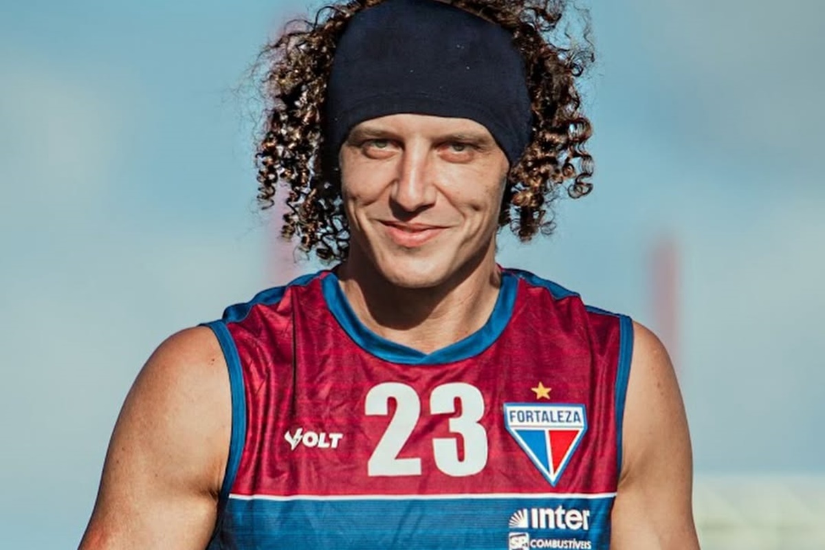 Polícia arquiva inquérito contra David Luiz por falta de provas