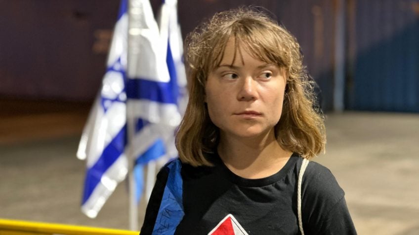 Greta Thunberg relata maus-tratos em prisão israelense