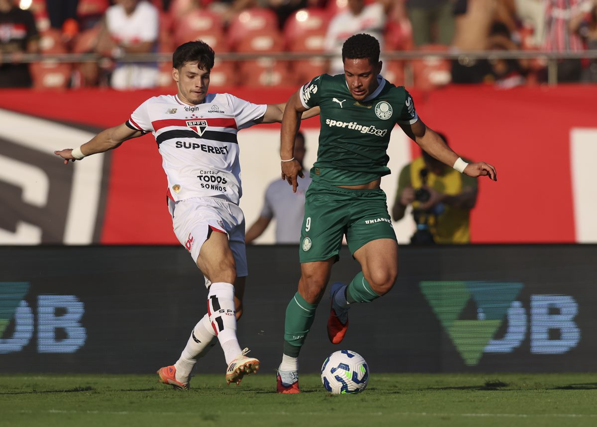 Com derrota, São Paulo segue sem vencer Palmeiras em casa desde 2017