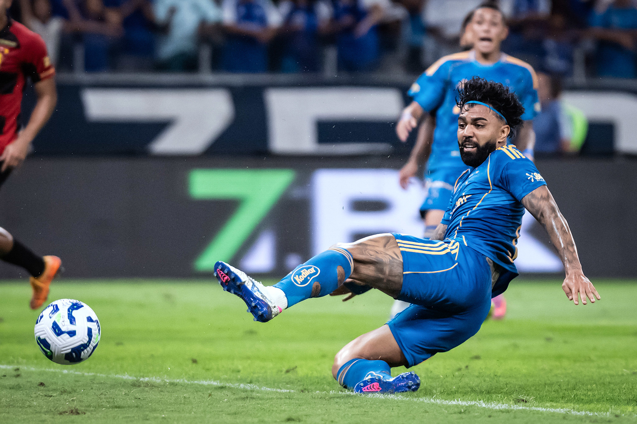 Gabigol volta a marcar no Mineirão após sete partidas em branco: veja