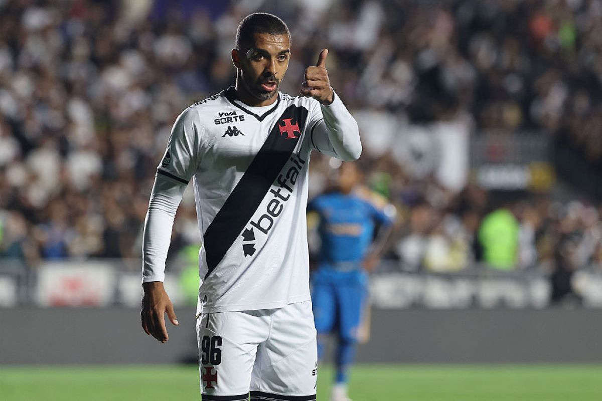 Paulo Henrique é convocado para a Seleção após lesão de Wesley