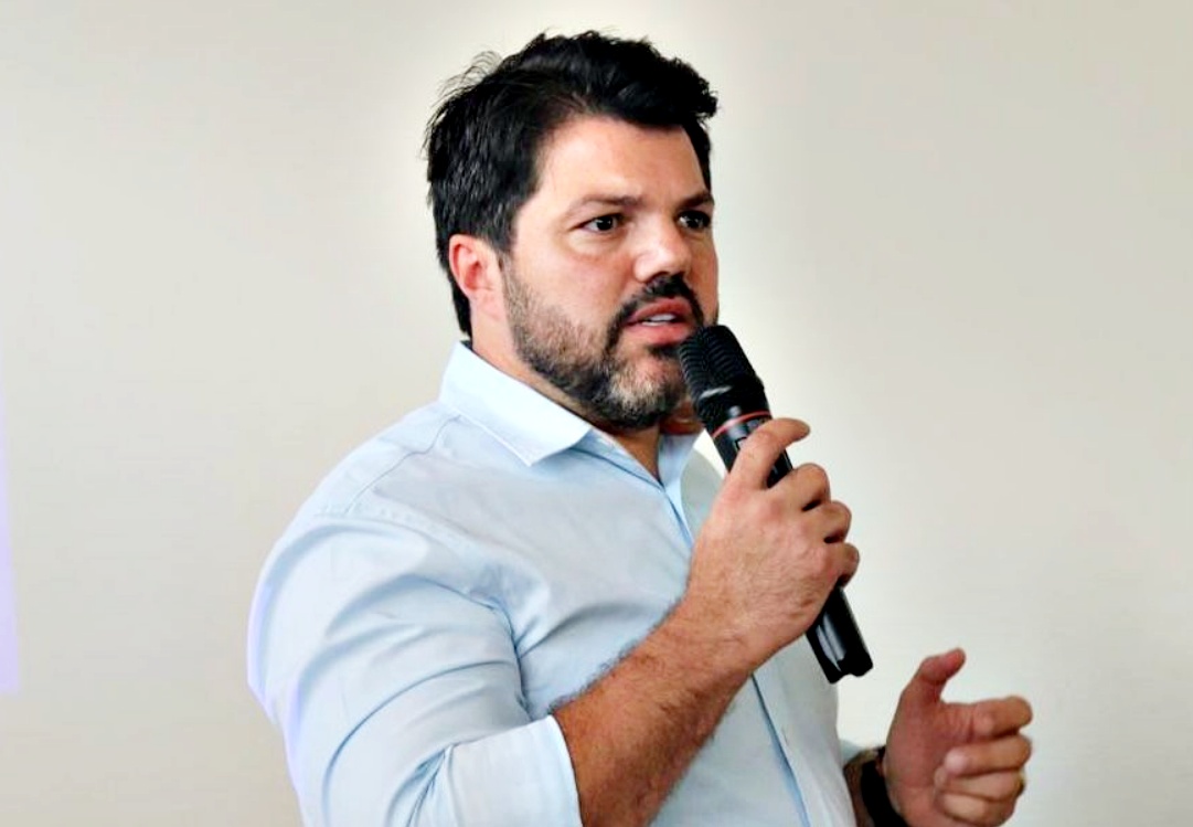 Assalto violento em fazenda de prefeito do interior de Goiás deixa duas pessoas gravemente feridas