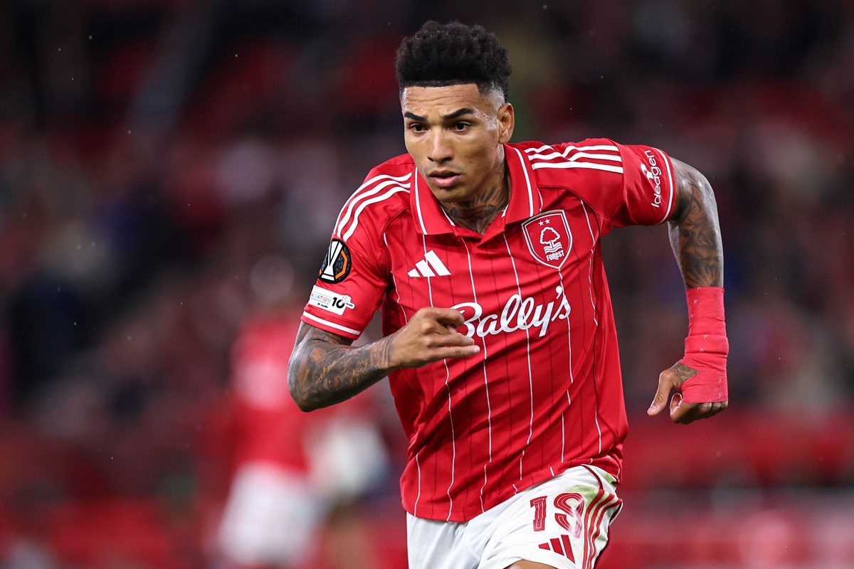 Igor Jesus comenta evolução no futebol inglês em retorno à Seleção