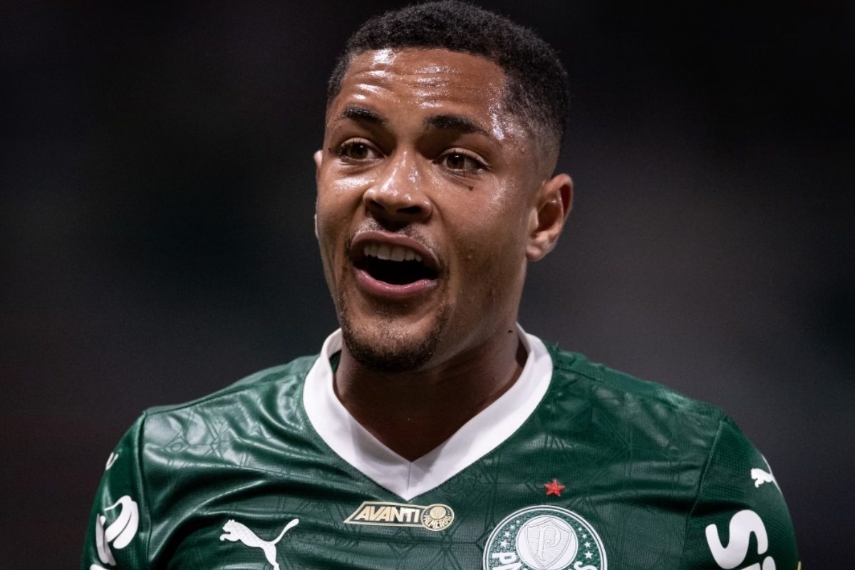 Ídolo do Palmeiras e Neymar defendem post homofóbico de Vitor Roque