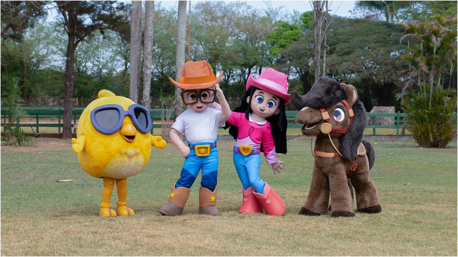 A boiadeirinha chegou bebê: Ana Castela dá vida a personagem de desenho infantil