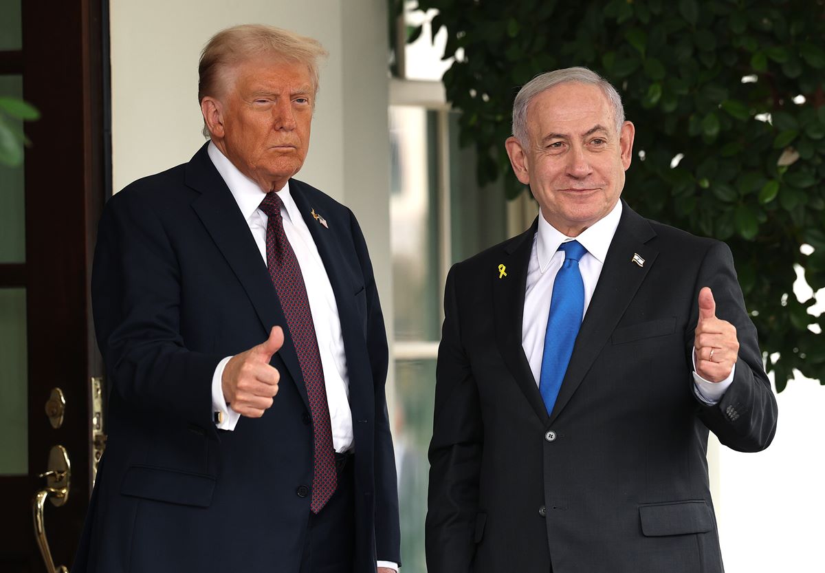 Após anunciar paz em Gaza, Trump espera reféns livres até 2ª ou 3ª