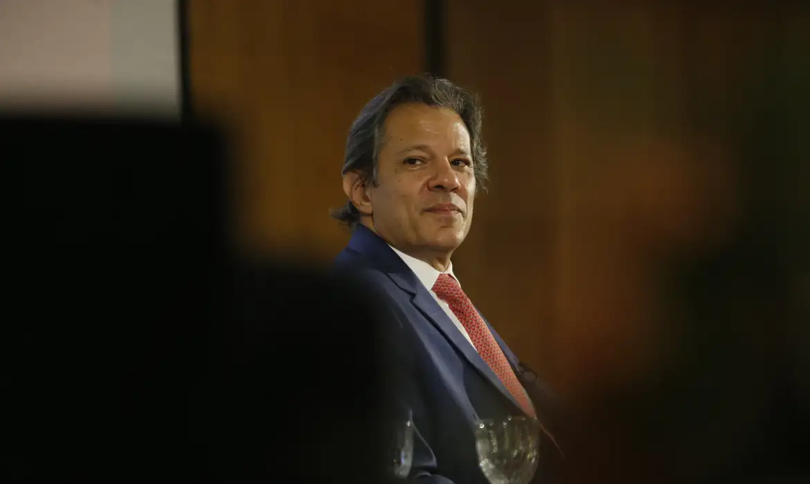 “Não foi descuido, foi escolha”, diz Haddad sobre rejeição de MP