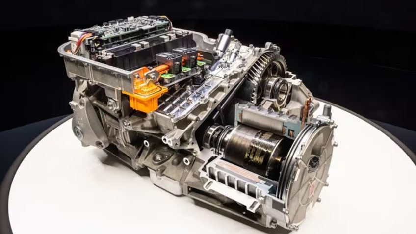Ferrari anuncia seu 1º carro elétrico para o final de 2026