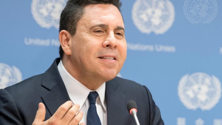 Embaixador da Venezuela ironiza Nobel da Paz de María Corina