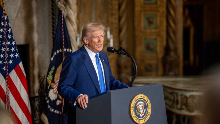 Guerra em Gaza: Trump e Al-Sisi lideram cúpula de paz no Egito