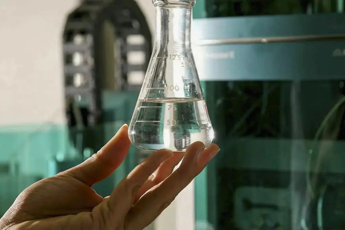 Metanol: 14 perguntas para entender os riscos e como se proteger
