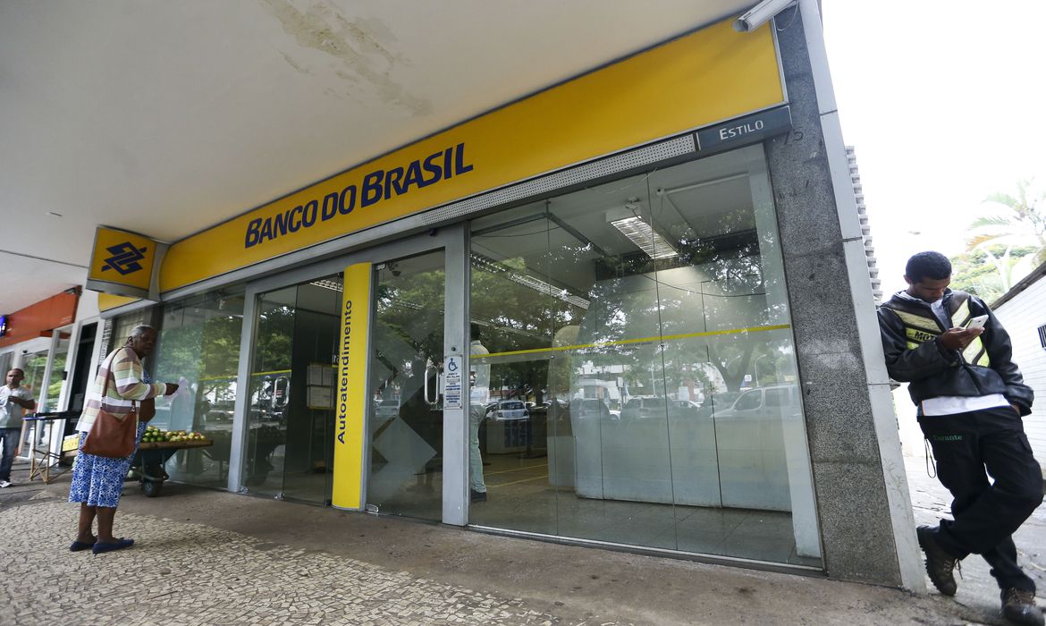 Cade abre inquérito para investigar suposta prática de venda casada pelo BB