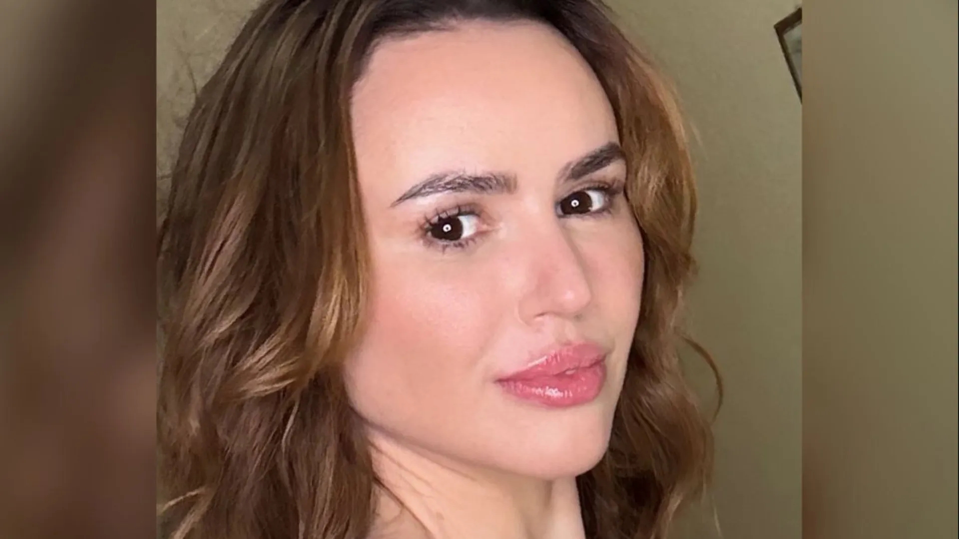 Modelo estudante de medicina é achada morta com filha em casa no Rio