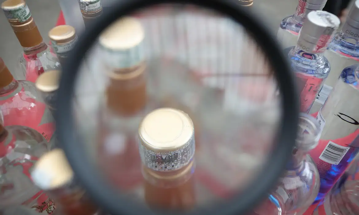 SP confirma mais 3 casos de intoxicação por metanol; total chega a 28