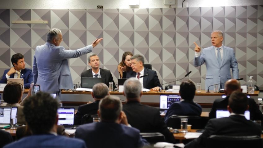 Viana pede diálogo após CPI do INSS ser suspensa duas vezes