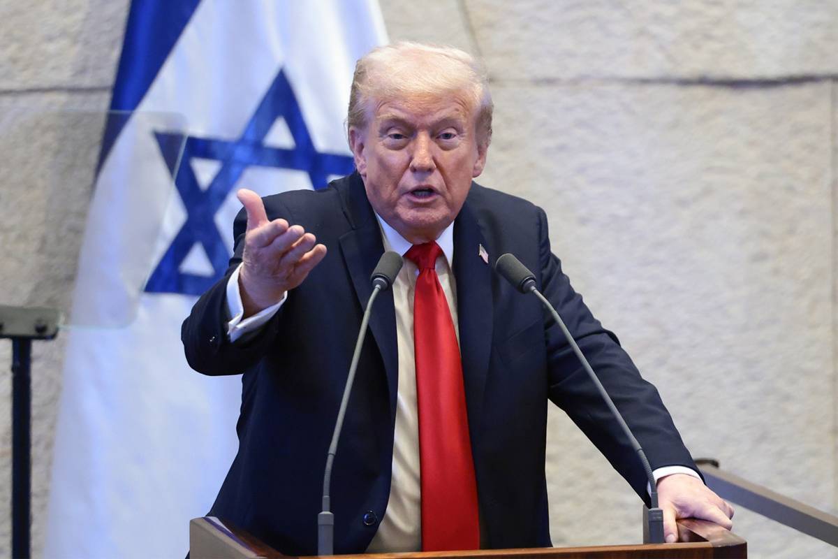 Trump anuncia “fase dois” de cessar-fogo e cobra corpos de reféns