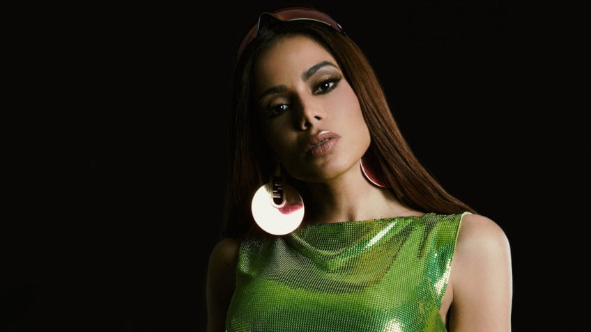 Anitta pede que Lula indique uma mulher para vaga de Barroso no STF