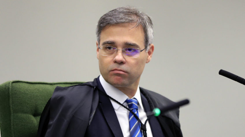 STF bloqueia R$ 389 mi de sindicato de aposentados