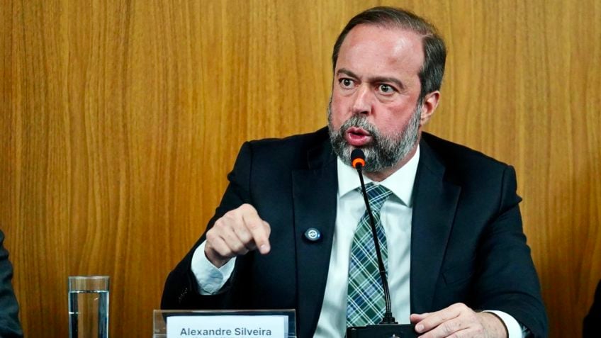 Silveira volta a defender possibilidade de energia nuclear para defesa