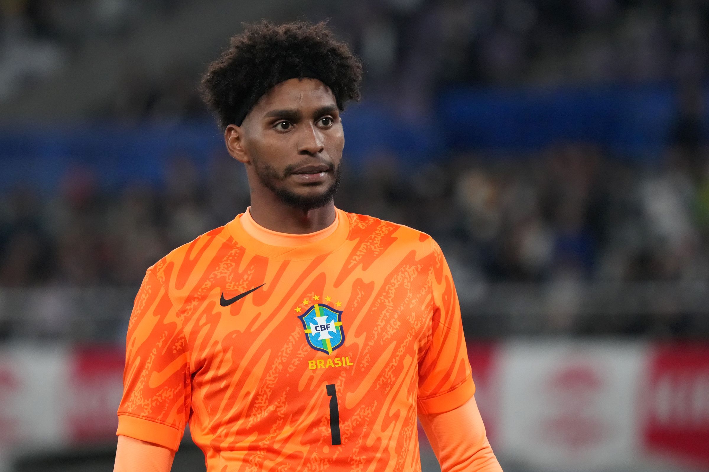 Ídolo do Palmeiras defende Hugo Souza após jogo na Seleção Brasileira