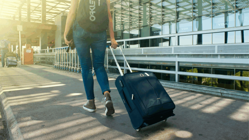 Gol e Latam anunciam mudanças nas regras de bagagem de mão; entenda