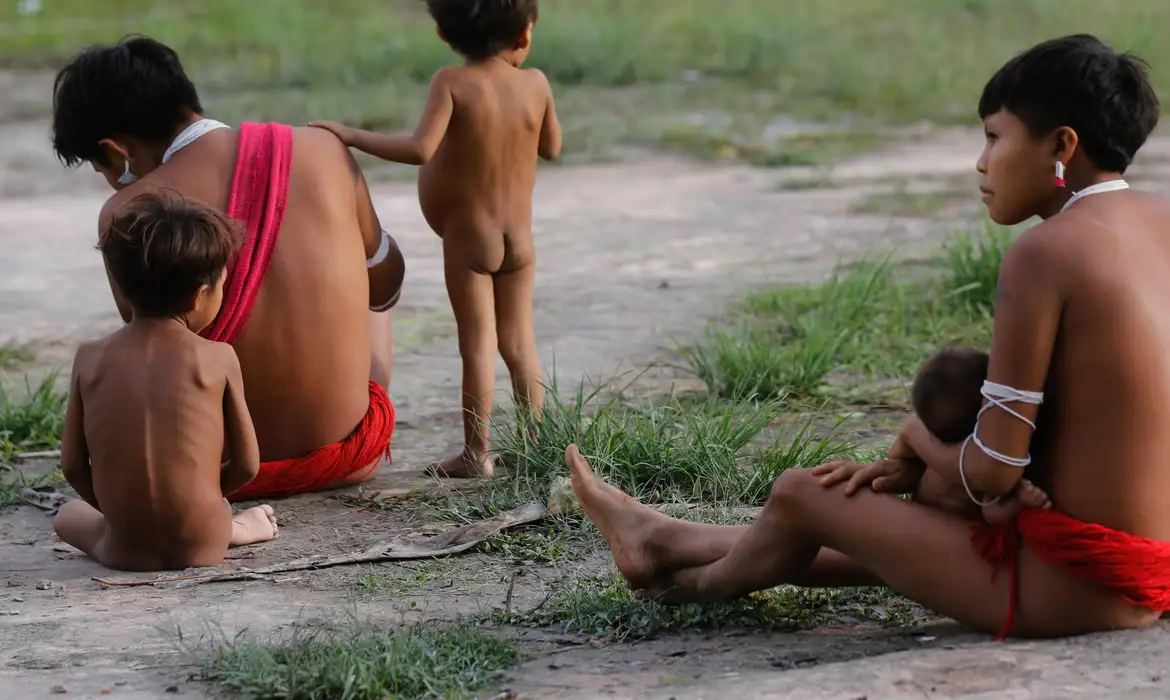 Unicef pede ações integradas para proteger infância Yanomami