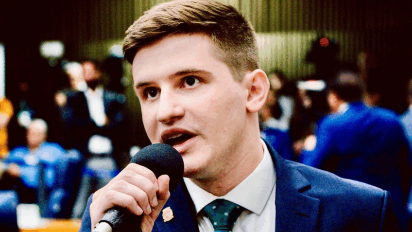 Projeto que veta atletas trans avança na Câmara Paulistana
