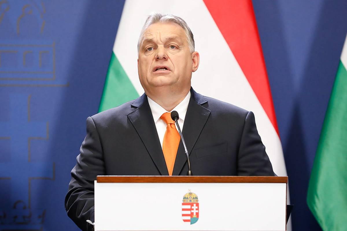 Premier da Hungria diz que país está pronto para receber Trump e Putin