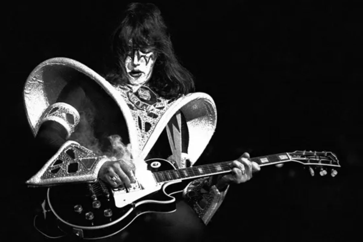 Quem foi Ace Frehley, guitarrista fundador do Kiss