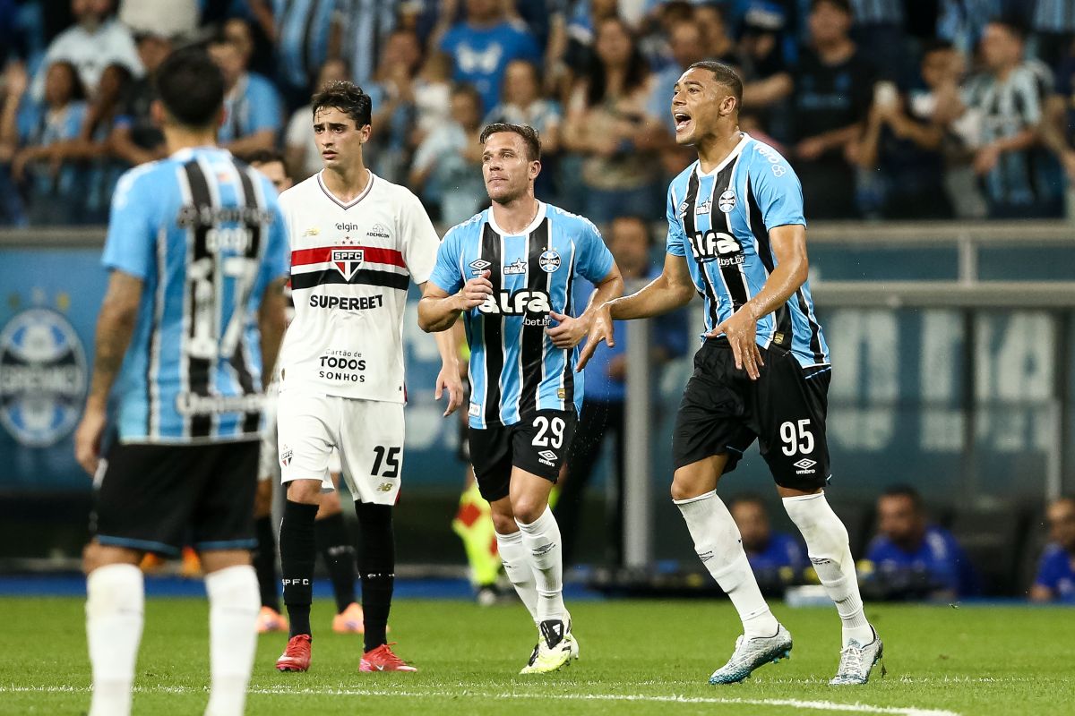 Grêmio mantém invencibilidade em casa contra o São Paulo; confira
