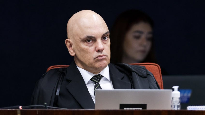 Moraes arquiva ação de deputado do PT contra Tarcísio