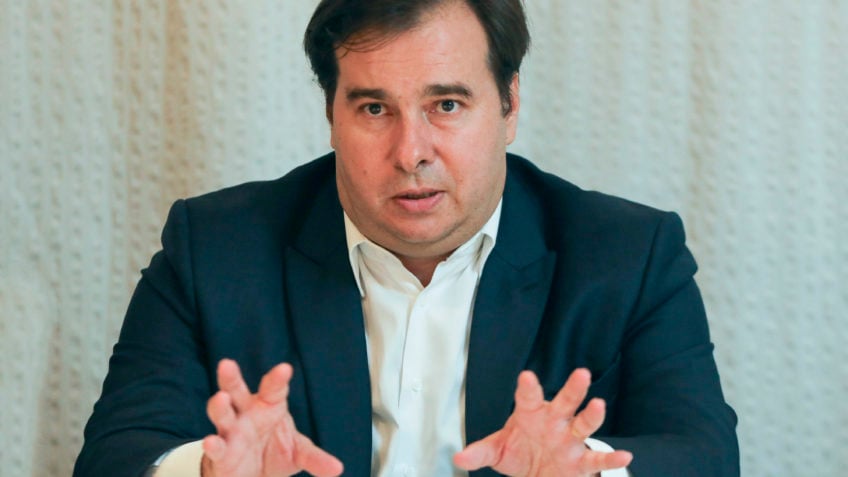 Rodrigo Maia deixa presidência da Fin e deve ir para o BTG
