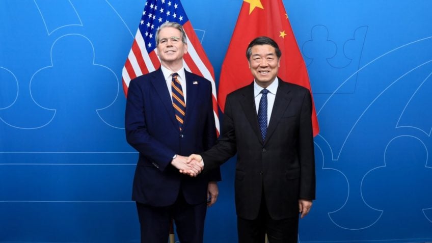 Bessent discute tarifas com a China e anuncia encontro