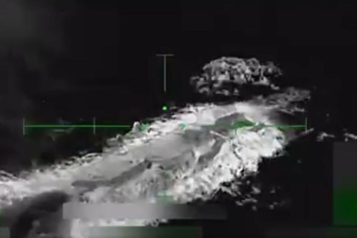 Trump diz que Exército destruiu submarino com fentanil. Vídeo