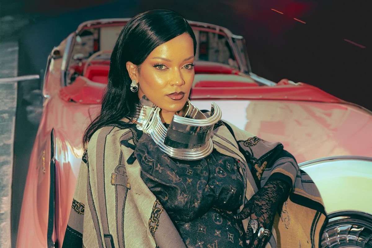 “Rihanna” imita cabra e até vaca em programa. Entenda