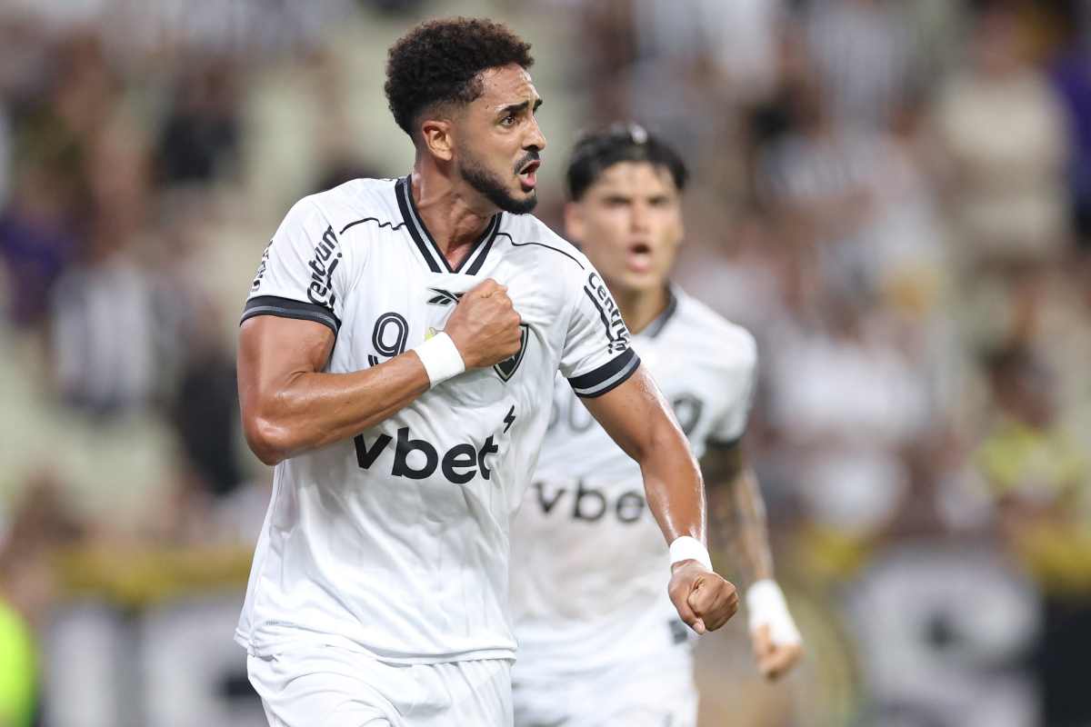 Botafogo vence Ceará fora de casa com gols de Chris Ramos e Jeffinho