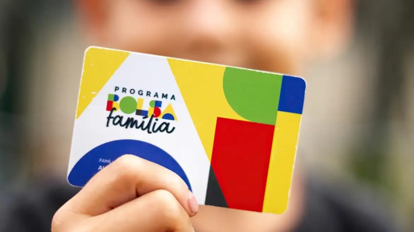 Caixa paga Bolsa Família e Auxílio Gás de outubro a partir desta 2ª