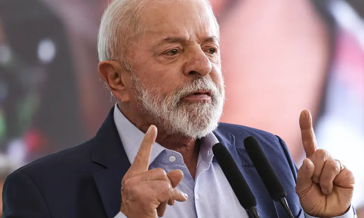 Lula chama América Latina de zona de paz e critica intervenções