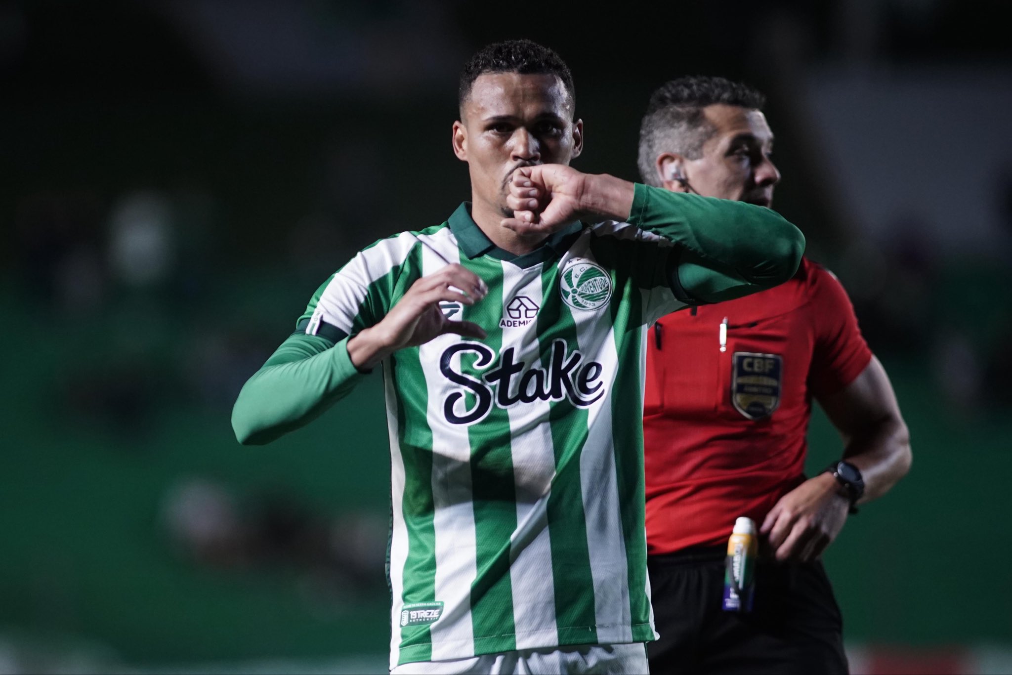 Juventude derrota Red Bull Bragantino e volta a vencer no Brasileirão