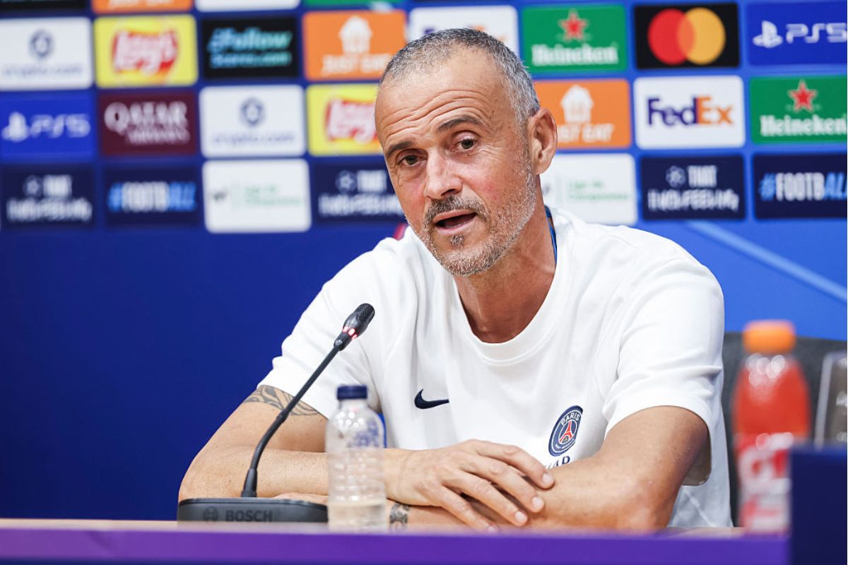 PSG: Luis Enrique defende Chevalier e relembra críticas a Donnarumma