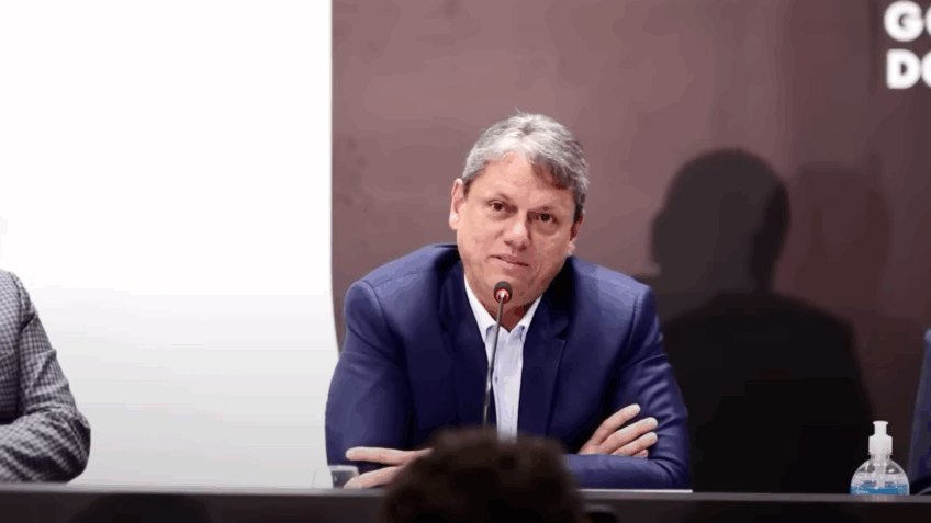 Tarcísio diz que etanol não deve entrar em negociação com EUA